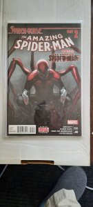 The Amazing Spider-Man #10 (2015) NM