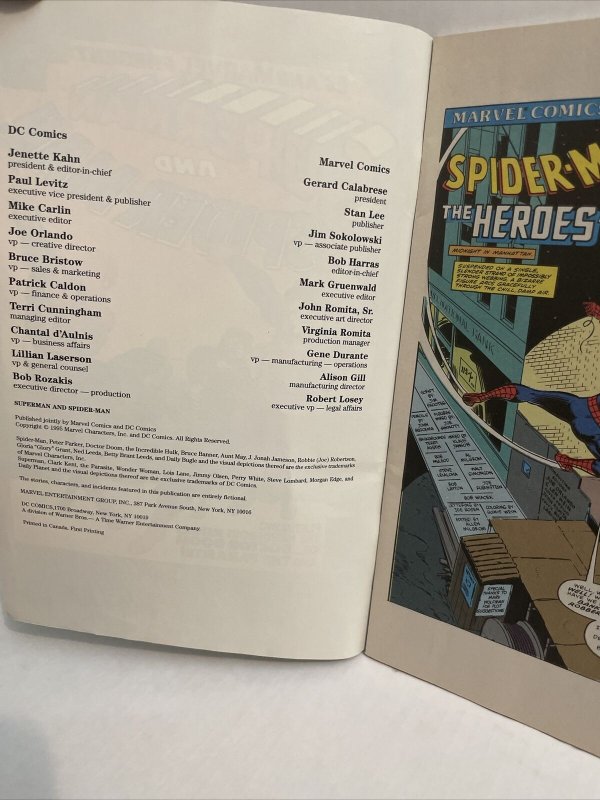 Marvel And Dc Present Superman And Spider-Man 