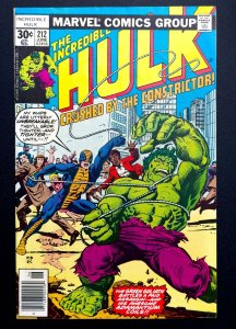 The Incredible Hulk #212 (1977) Newsstand - [Key] 1st App Constrictor - FN/VF+