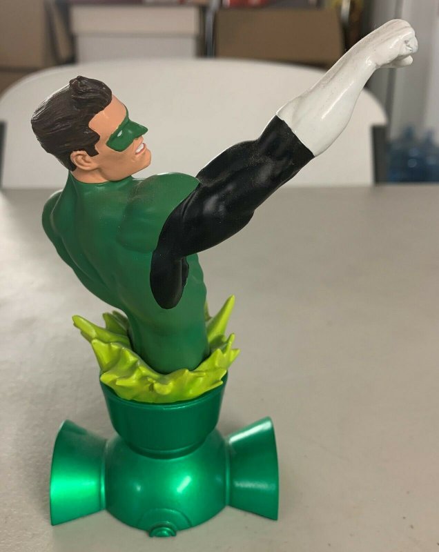 Heroes of the DC Universe Green Lantern Carlos Pacheco Bust