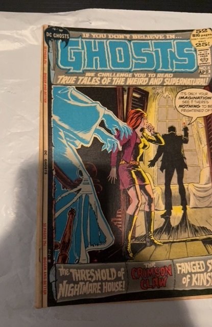 Ghosts #4 (1972)horror and ghost stories - foxxing/Spotting