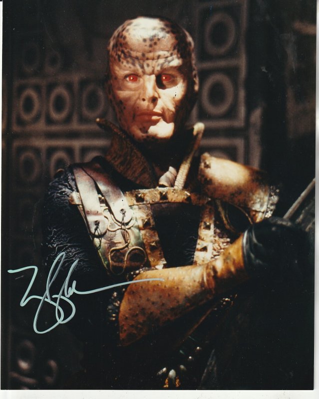 Autographed Mary Kay Adams Babylon 5  photo(No C.O.A.)