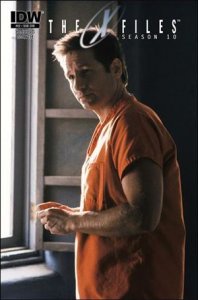 X-Files: Season 10 22-B Subscription Photo Cover VF/NM