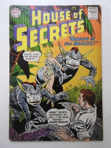 House of Secrets #29 (1960) Queen of The Beasts! Good+ Condition 11/2 SS
