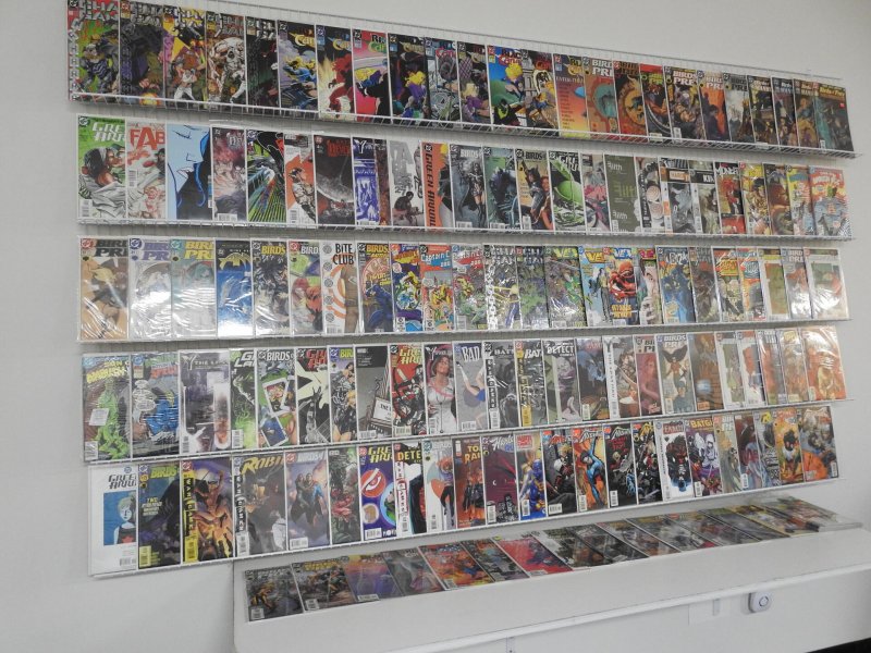 Huge Lot 130+ W/ Batman, Birds of Prey,  & Nightwing Avg VF Condition.