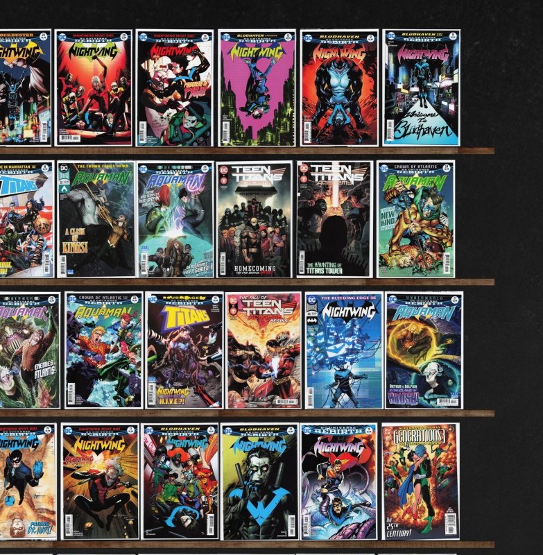 Huge Lot 140+ Comics with Nightwing, Titans, Aquaman, World& & More!