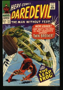 Daredevil #25 FN/VF 7.0 White Pages Leap Frog!