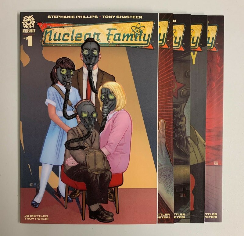 Nuclear Family #1-5 Set (Aftershock 2021) 1 2 3 4 5 Stephanie Phillips (9.0+) 