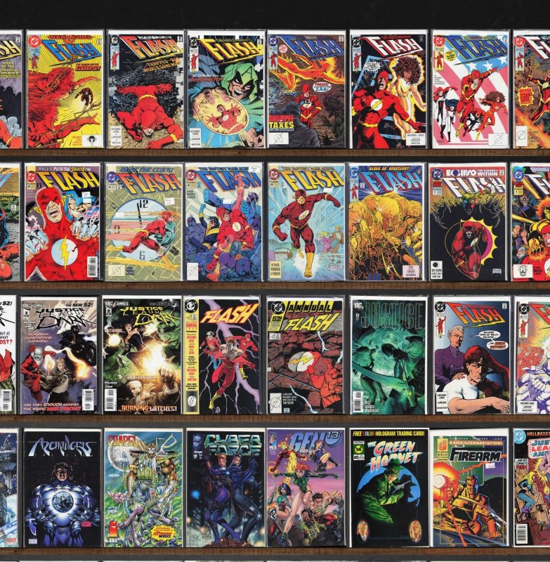 Huge Lot 150+ Comics with The Flash, The Flash Annual & More!