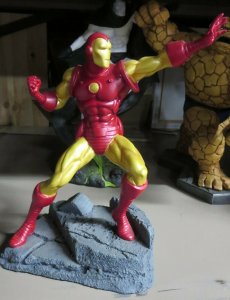 IRON MAN DIAMOND SELECT AVENGERS & ADVERSARIES STATUE by Tony Cipriano NO BOX