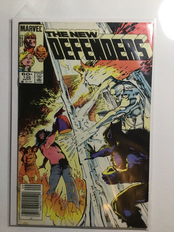 The New Defenders 135 Vf/Nm Very Fine/Near Mint 9.0 Marvel