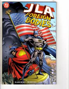 JLA Foreign Bodies DC Comics Graphic Novel NM 1st Print Batman Superman LH25