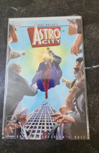 Kurt Busiek's Astro City #1 (1995)