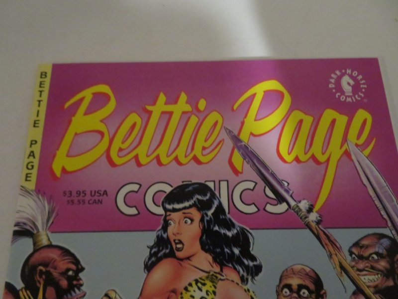 Bettie Page Comic 1996 Dave Steven's w/Poster Dark Horse Comic Book Grad...