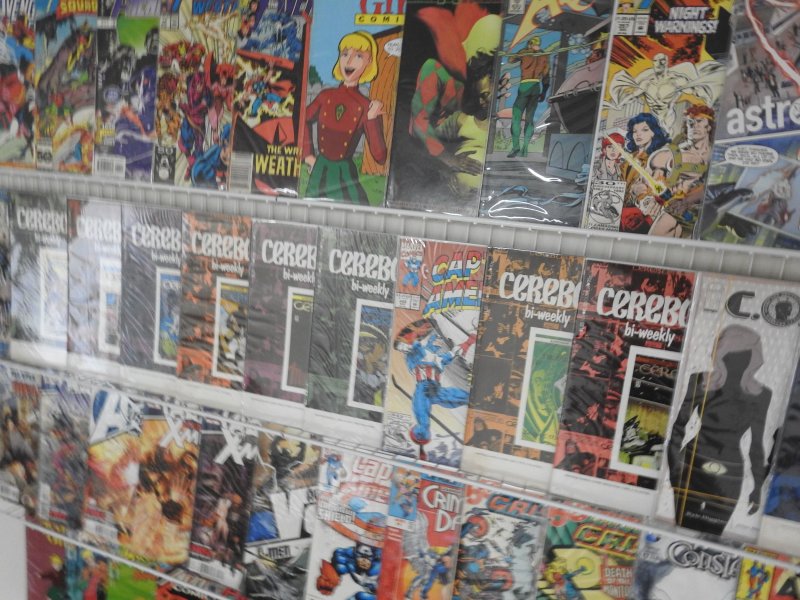 Huge Lot 120 Comics W/ Avengers, Cerebus, AvX, Alpha Flight+ Avg VF- Condition!
