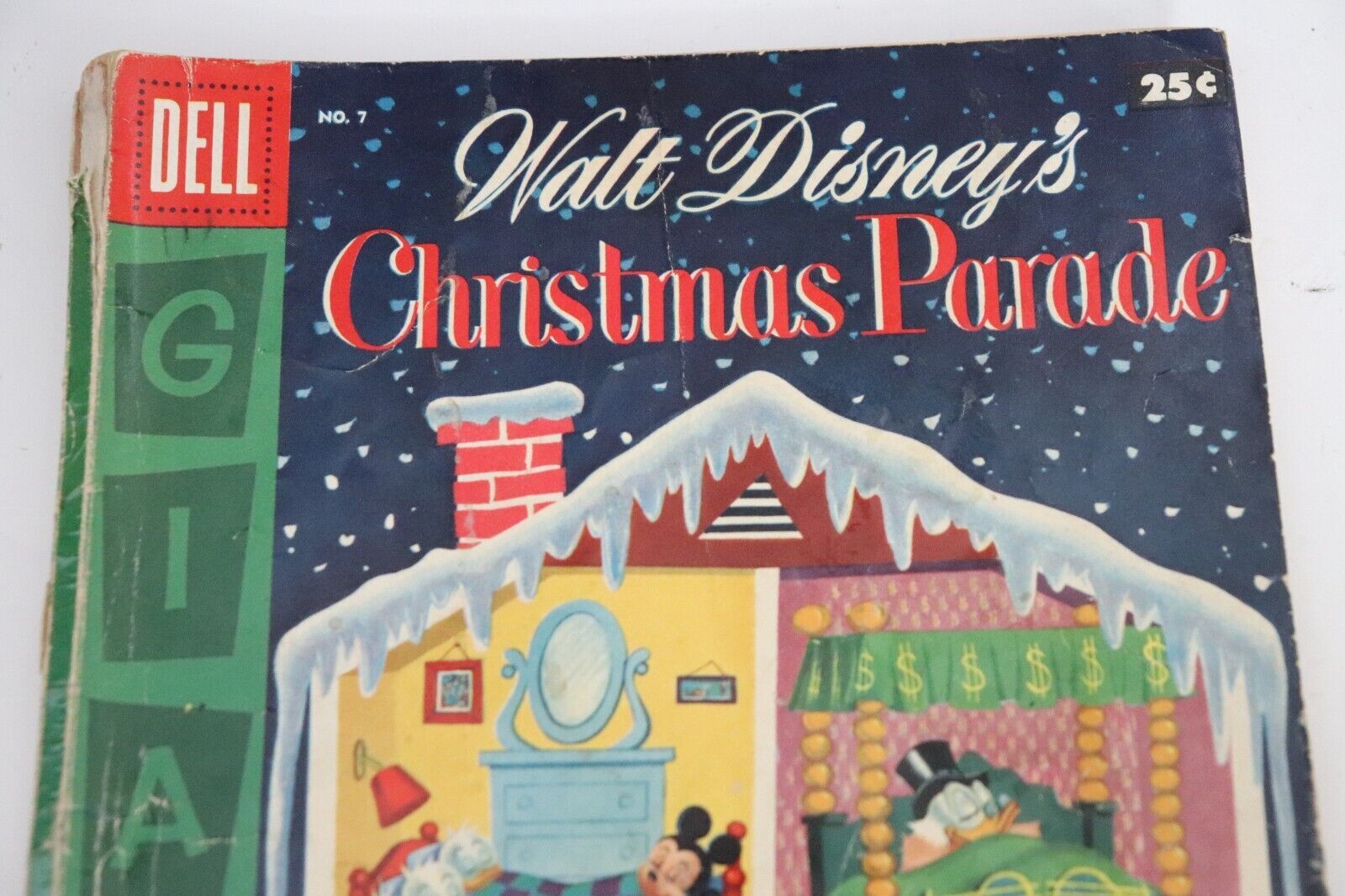 Walt Disneys Christmas Parade 7 1955 Dell Giant Comic Books Golden