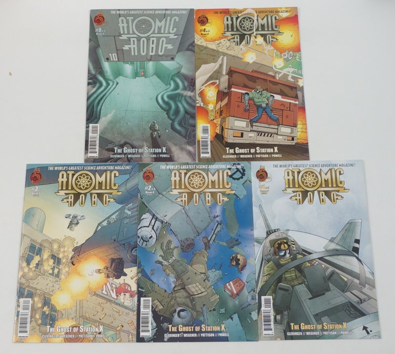 Atomic Robo Vol. 6: The Ghost of Station X #1-5 VF/NM complete series ; Red 5