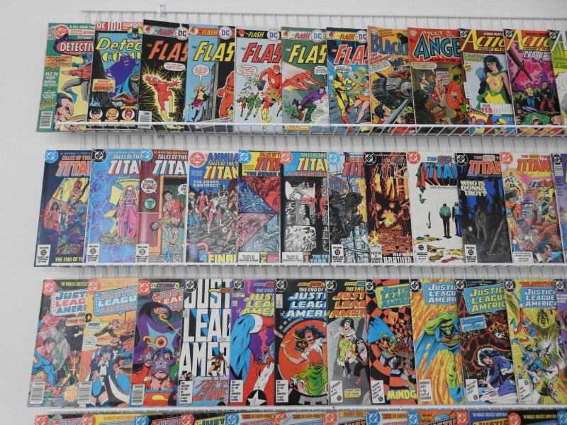 Huge Lot 190+ Comics W/ Justice League of America, Titans, +More! Avg FN+ Cond!