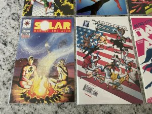 8 Comics Claw 3 Dark Age 1 American Way 8 Solar Man Of Atom 27 29 36 37 38 DH31