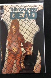 The Walking Dead Deluxe #34 Cover B (2022)
