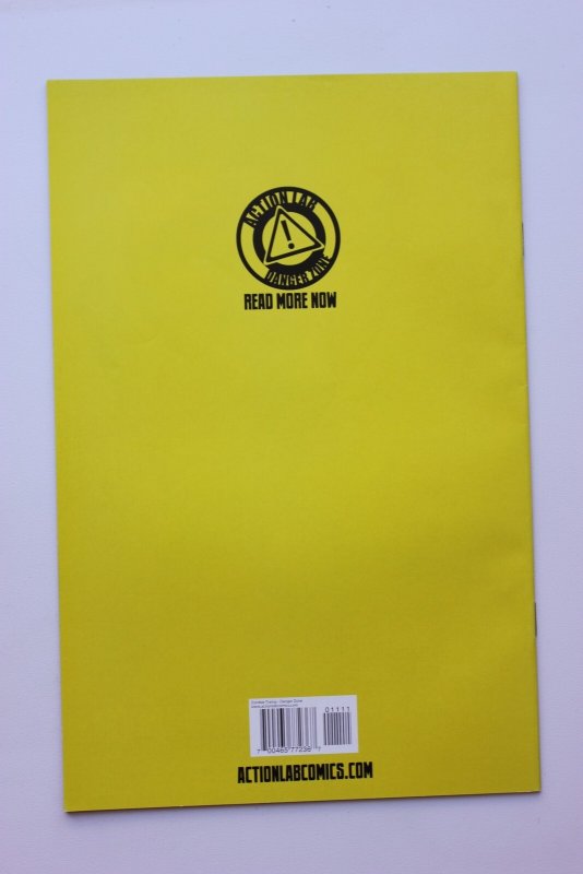 Zombie Tramp #11 (2015) NM