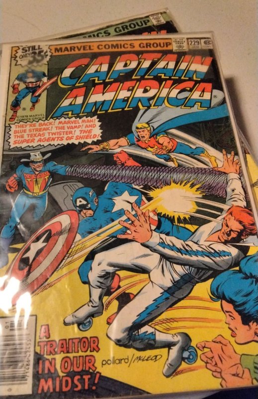Captain America #229 Regular Edition (1978) Captain America