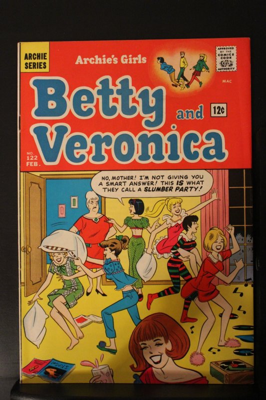 Archie's Girls Betty and Veronica #122 (1966) NM- or better! Girls Pillo...