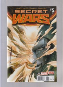 Secret Wars #5 - SIGNED BY ESAD RIBIC! (8.5/9.0) 2015