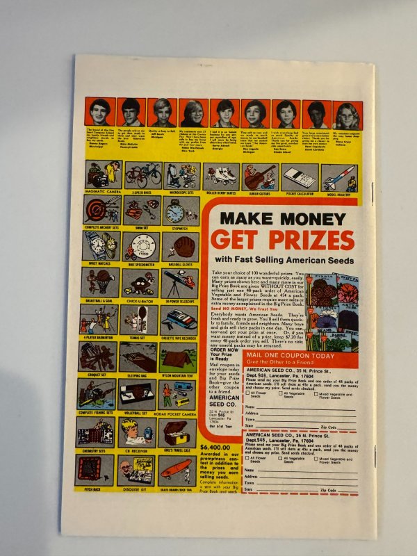 Battlestar Galactica #2  NM- Newsstand Marvel Comic Book   (1979)