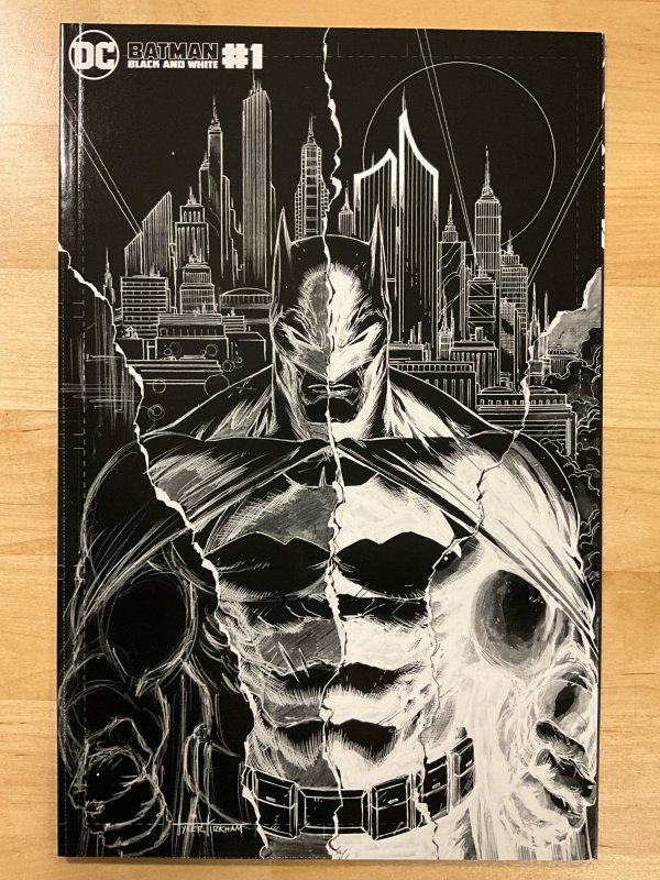 Batman Black & White #1 Comics Elite Tyler Kirkham Minimal Trade Cover (2021)