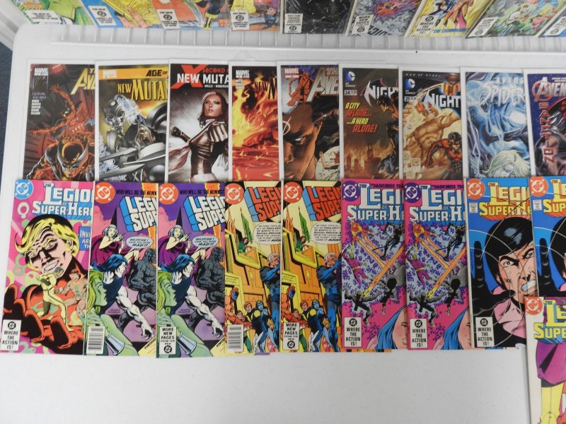 Huge Lot 140+ Comics W/ Super-Boy, Avengers, Batman, +More AVG VF-