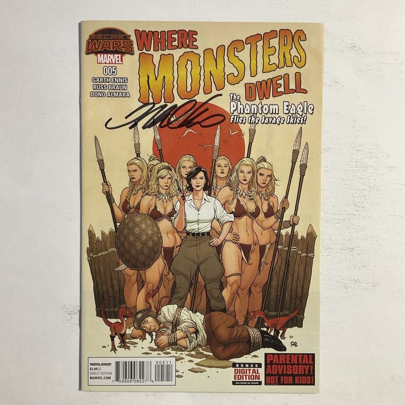 Where Monsters Dwell 5 2015 Signed by Frank Cho Marvel NM near mint