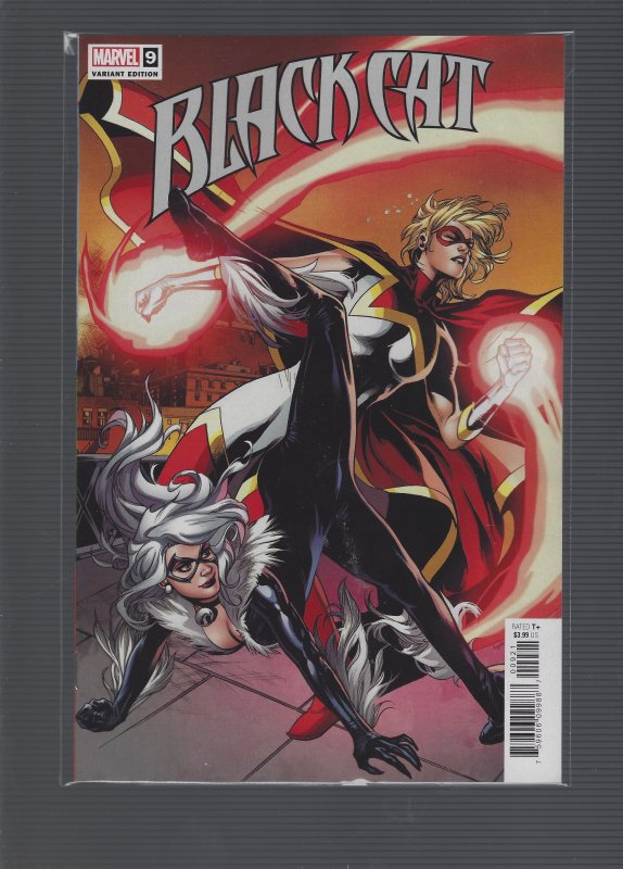 Black Cat #9 Variant