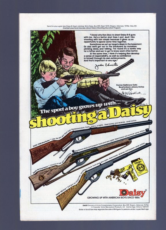 Green Lantern #97 - Mike Grell Cover Art. Green Arrow Appearance. (8.5) 1977