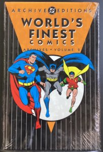 DC Archive Editions Hardcover - World's Finest Comics Volume 02