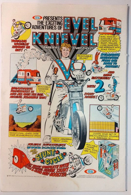 Power Man #17 (6.0, 1974)[waterstain back]