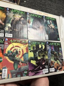 Lot of 10 Comic Lot (see pictures) 221-29