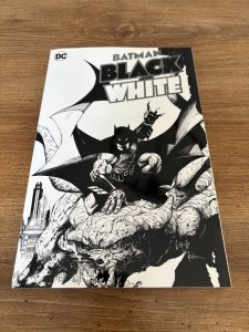Batman Black & White DC Comics TPB Graphic Novel Comic Book Capullo Cover 1 J302