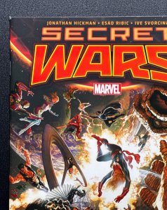 Secret Wars #1 (2015) - [KEY] Start of the Epic Marvel Event, Alex Ross Cover NM