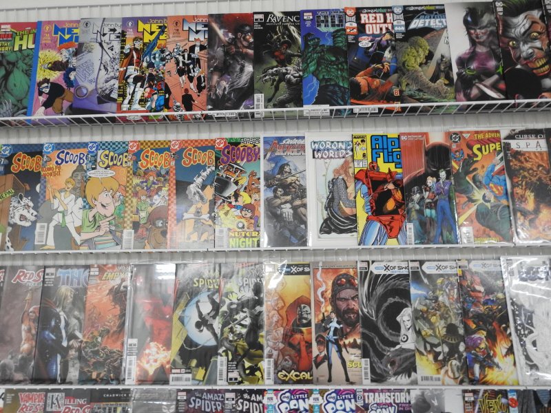 Huge Lot 160+ Comics W/ Batman, Hulk,  Scooby Doo+ Avg VF+ Condition!