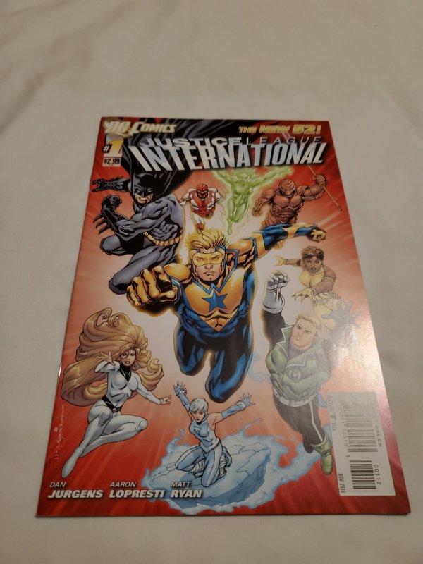 Justice League International 2nd Print 1 Near Mint- Cover by Aaron Lopresti