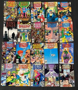 JUSTICE LEAGUE LOT NEAR 100 COMICS KEVIN MAGUIRE, ADAM HUGHES, DAN JURGENS FN/VF
