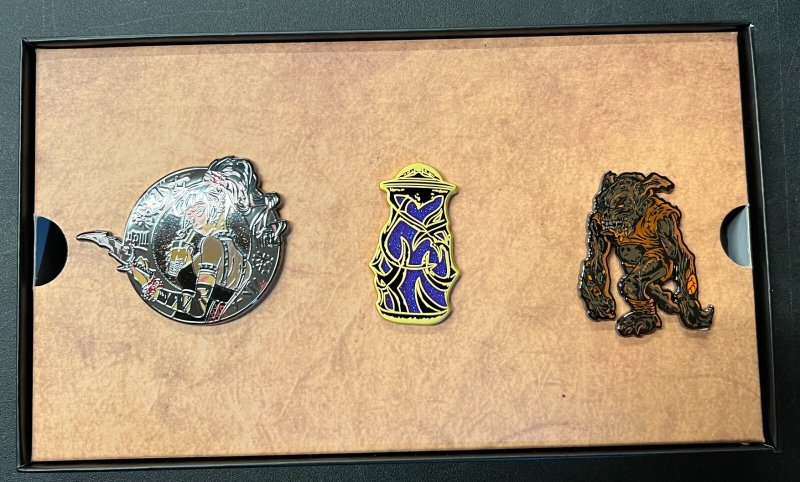 Pinfinity Magic The Gathering MTG  Black Collection Mana AR Pin Badge Set NEW F2