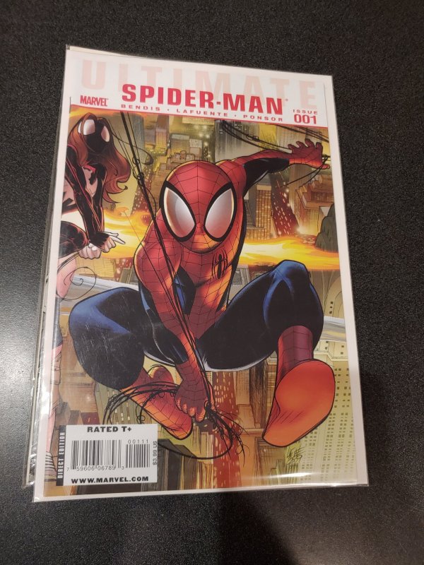 Ultimate Spider-man 1 (Bendis/Lafuente/Ponsor) Marvel Comics (2010) Spiderman