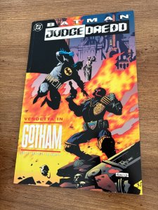 Vendetta In Gotham Batman Judge Dredd # 1 NM 1st Print DC Comic Book 16 J448