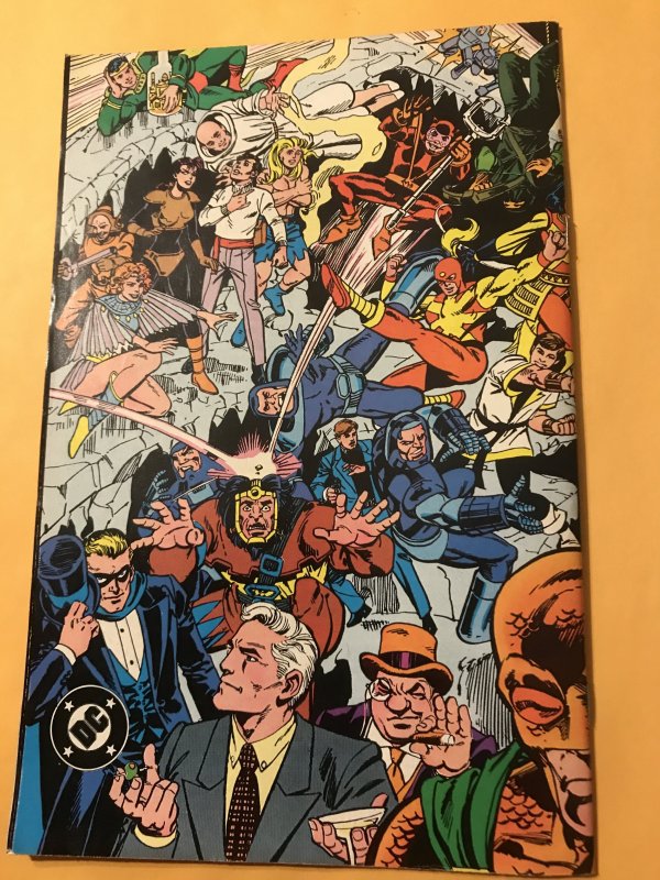 DEFINITIVE DIRECTORY OF DC UNIVERSE #12 : 2/86 Fn/VF; Who’s who, JLA Kid Flash