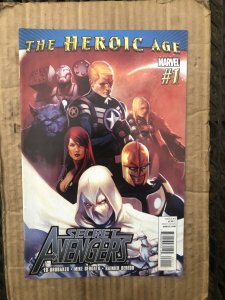 Secret Avengers #1 Standard Cover (2010)