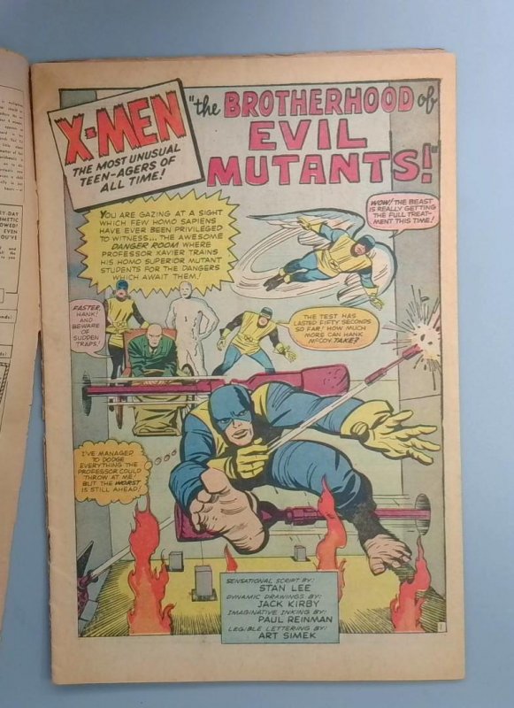 X-Men #4, 1st Scarlet Witch Spine split bottom to top Staple Marvel, 1964 KEY