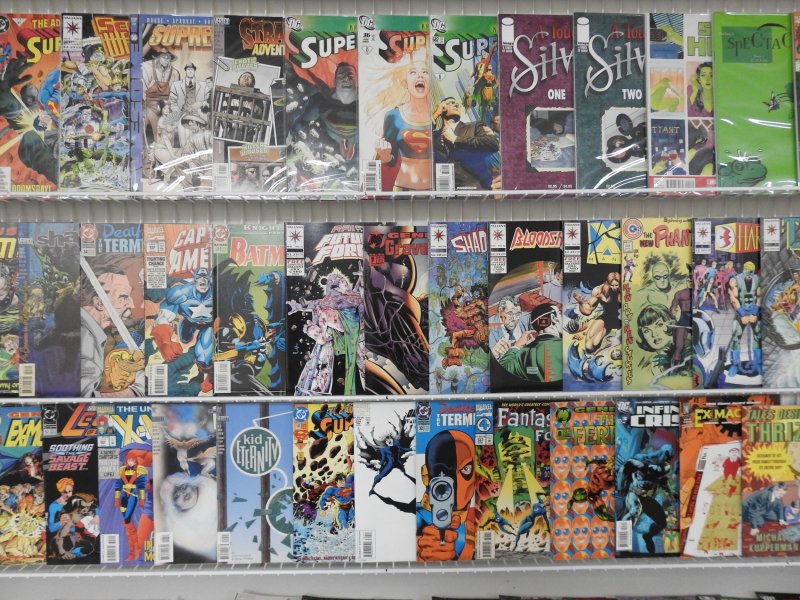 Huge Lot 150+ Comics W/ Hulk, Spider-man, Superman+ Beautiful Avg VF- Condition!