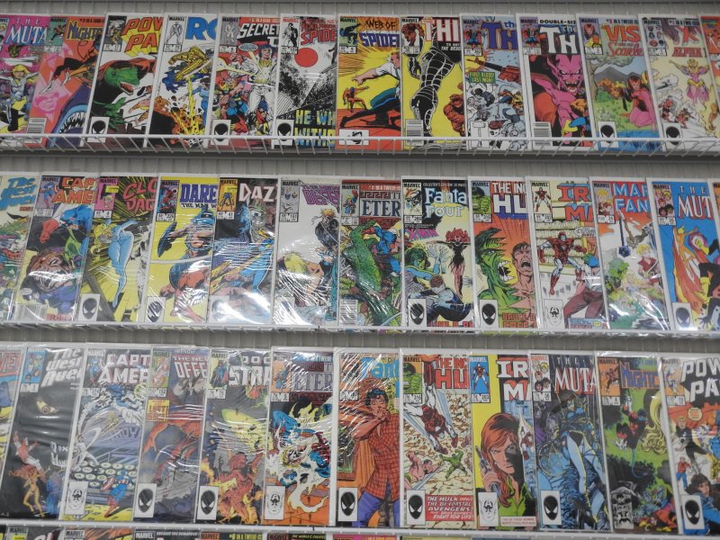 Huge Lot 140+ Comics W/Daredevil, Thor, Avengers, Spidey+ Avg VF+ Condition!!